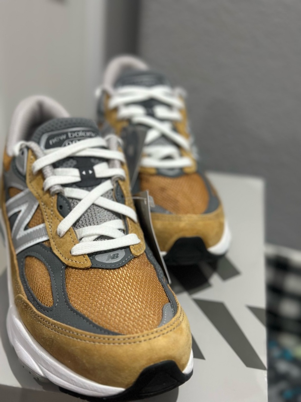 New Balance 990 (U990TN6)M8/W9 Mustard and Gray Casual Runner